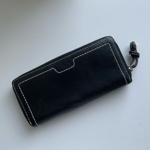 Black leather zip wallet w/contrast stitching - Picture 2 of 6